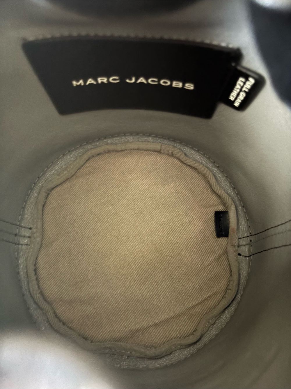 Marc Jacobs The Bucket Bag Black Leather - Picture 11 of 16